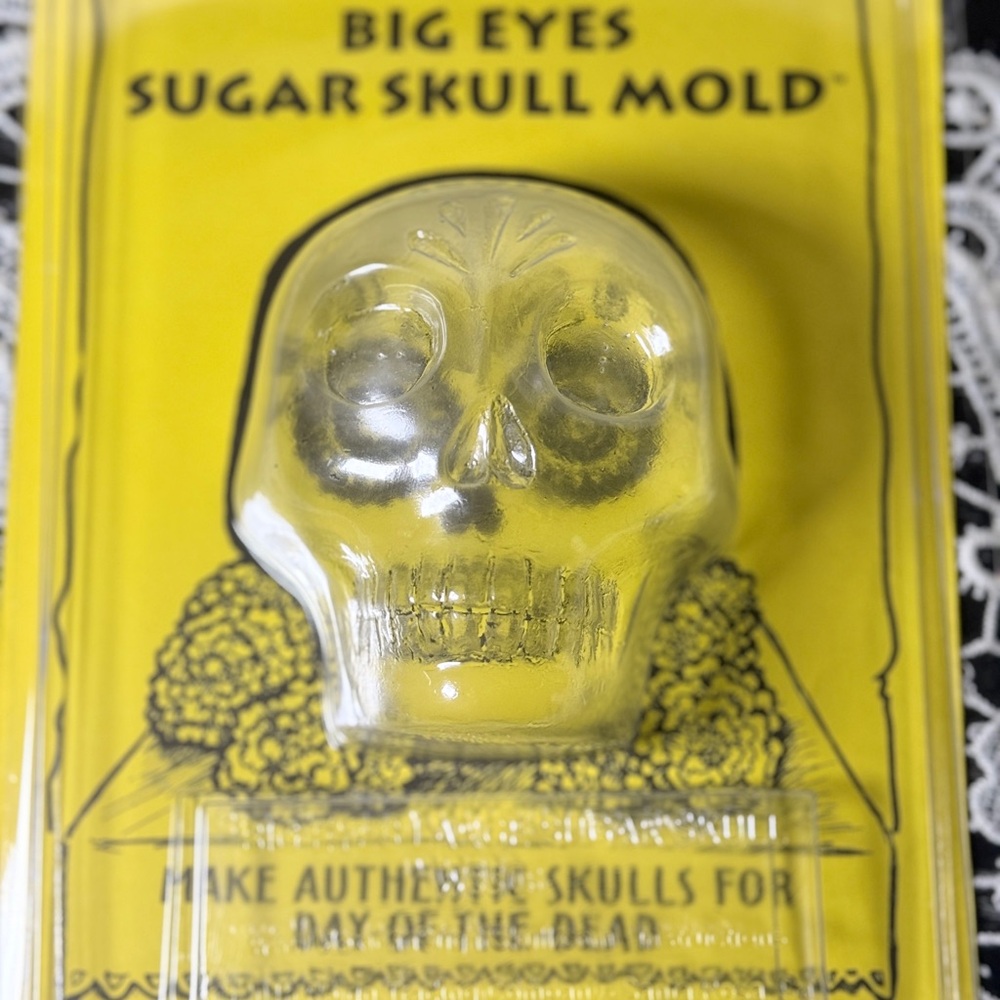 Big Eyes Sugar Skull Mold